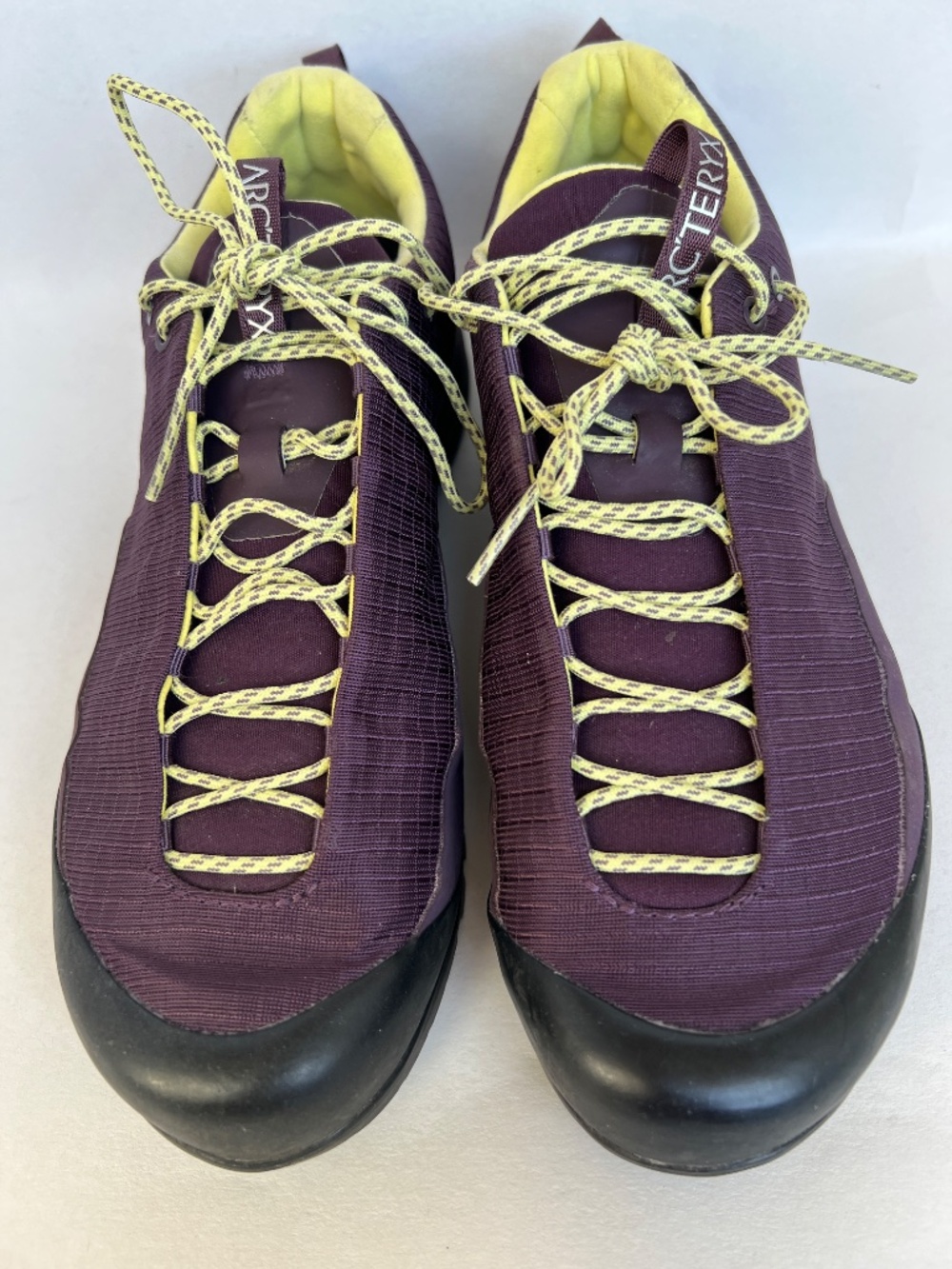 Arc'teryx Konseal FL Womens Shoe Sneakers Purple Size 8 Gorpcore Hiking